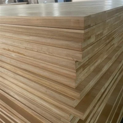 Papan Berlamina Poplar Berkarbonisasi Haba